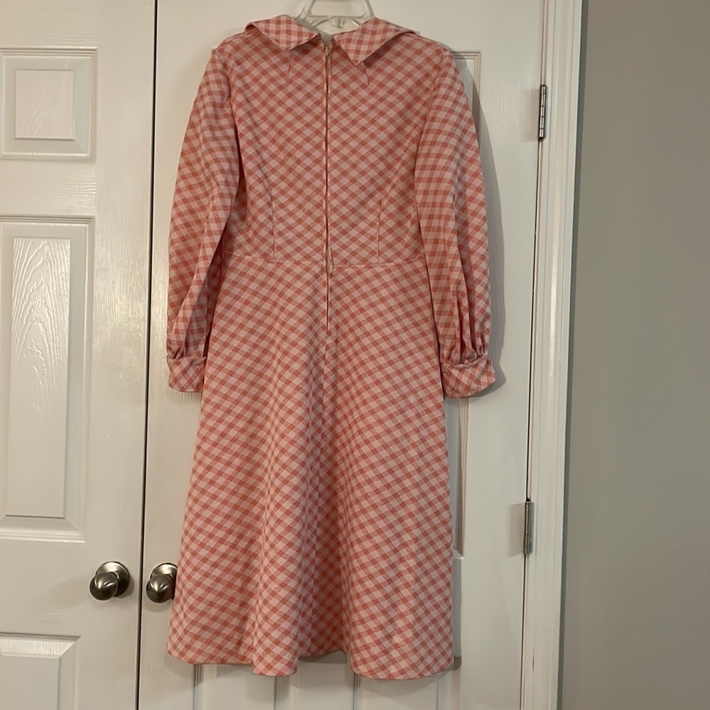 Vintage Handmade 1960s Dress. Polyester. No tags. - Picture 4 of 13